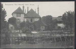 Kent Postcard - Sandwich - Old House From River  U428