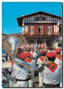 Postcard Modern Bidart The band plays in front of City Hall Alegera