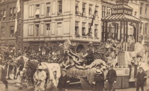 Belgium Antwerp Anvers China The Jewelery Trade at a Mandarin 06.79