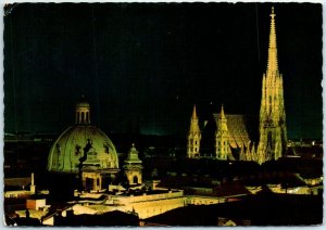 M-16982 Floodlight of St Stephen's Cathedral Vienna Austria