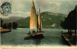 CPA ANNECY - Une Barque a Voiles (691715)