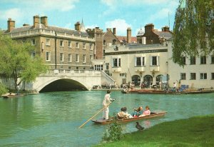 Postcard Silver Street Bridge Rowing Boats Bars & Restaurants Cambridge England
