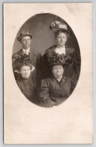 RPPC Mother and Her Children Ladies with Large Hats c1910 Postcard F21