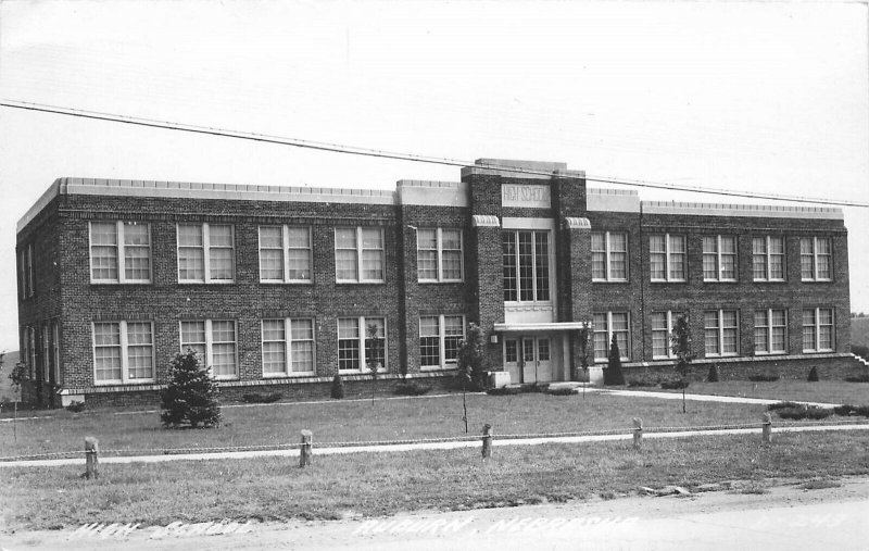 RPPC Postcard Nebraska Auburn 1940s High School 23-6153