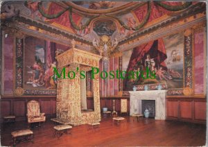 Middlesex Postcard - Hampton Court Palace, Queen Anne's Bed RR17190
