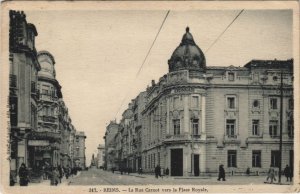 CPA REIMS Rue Carnot Place Royale (991016)