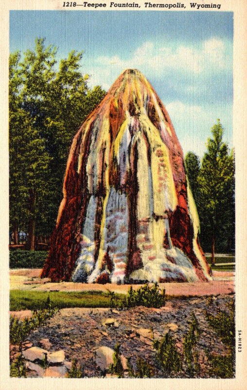 Wyoming Thermopolis Teepee Fountain Curteich