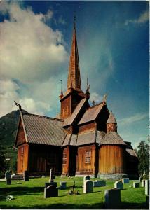 CPM AK Lom Stave Church NORWAY (834166)