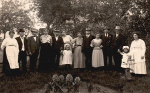 Vintage Postcard Big Group of Family Wearing Formal Dress & Black Suit Portrait