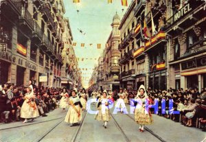 Postcard Modern VALENCIA N.Â # 50
Calle de la Paz
Ofrenda of the floreso
Str...