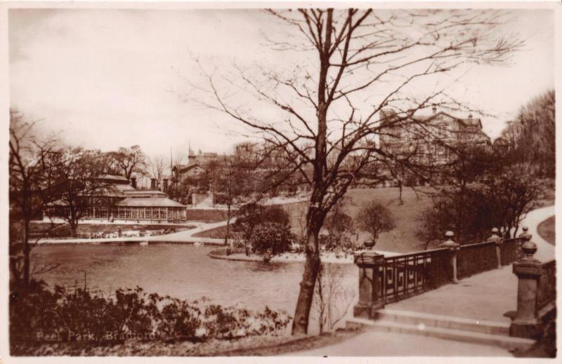 BRADFORD YORKSHIRE UK PEEL PARK PHOTO POSTCARD