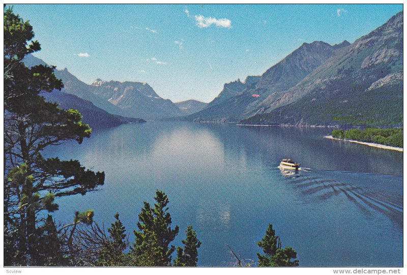 Waterton Lake , Waterton Lakes National Park , Alberta , Canada , 40-60s