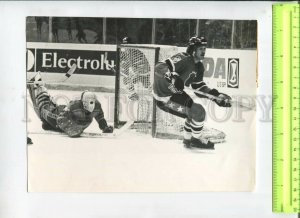 434590 Hockey Tournament teams Sweden Canada Sune Elling Bobby Simpson 1978 TASS