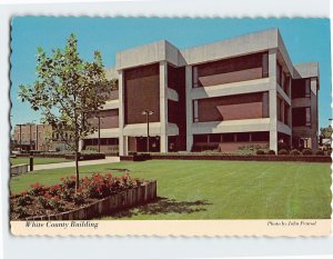 Postcard White County Building Monticello Indiana USA