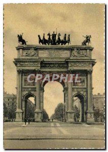 Postcard Modern Milan Arch of Peace