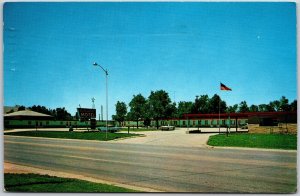 1965 Western Hills Motel Hill City Kansas Roadway & Grounds Posted Postcard