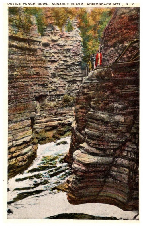 New York   Ausable Chasm  Devils Punch Bowl