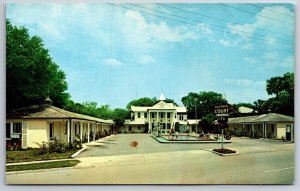 Roadside~St Augustine Florida~Colonial Court Motel Entrance & Sign~Vintage PC