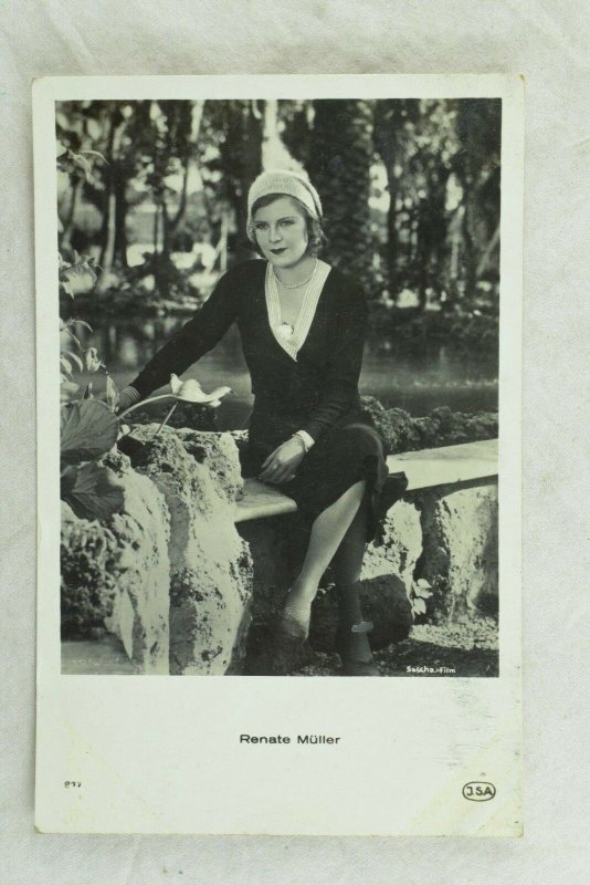 1930's RPPC Renate Muller Movie Star Dutch Real Photo Postcard P107