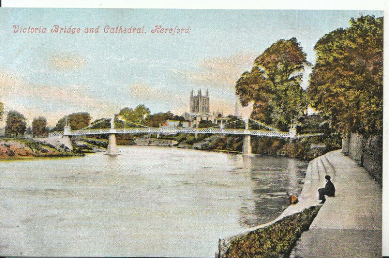 Herefordshire Postcard - Victoria Bridge and Cathedral - Hereford - Ref 8394A