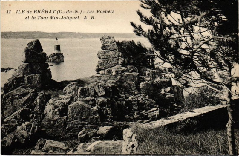 CPA ILE-de-BREHAT Les Rochers et la Tour Min-Joliguet (1294983)