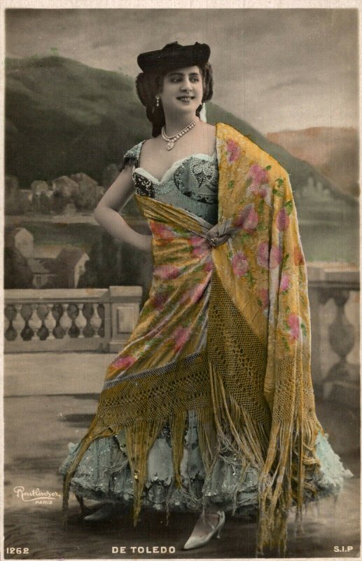 Beautiful Spanish Lady De Toledo Vintage RPPC 08.56 