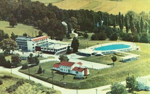 Swimming Pool, Mountain View Hotel - Greensburg, Pennsylvania Vintage Postcard