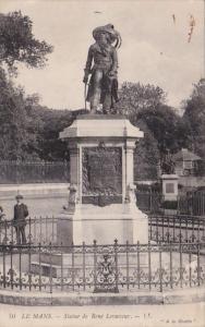 France Le Mans Statue de Rene Levasseur