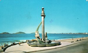 Vintage Postcard Monument to Fishermen on North Beach Mazatlan Sinaloa Mexico MX