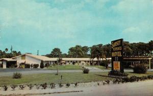 SARASOTA, FL Florida   SUNSET TERRACE MOTEL  Roadside  1970 Chrome Postcard