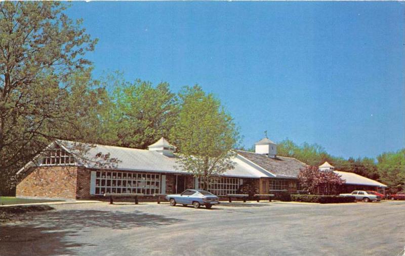 New Hampshire Jaffrey   The Stand Restaurant at   Silver Ranch  Fly In-Drive In