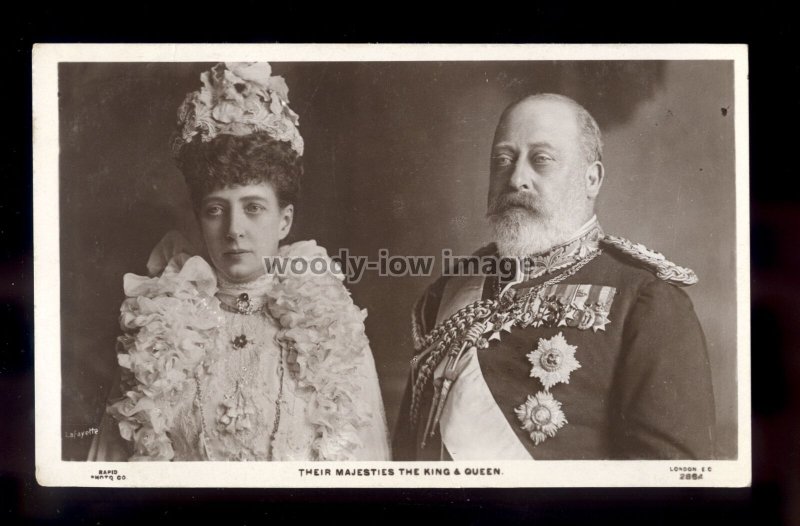 r4193 - Their Majesties The King & Queen portrait - No.2864 - postcard