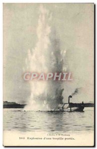 Old Postcard Boat Explosion of War & # 39A torpedo scope