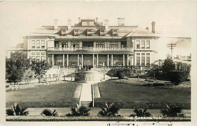 C-1110 Wellington New Zealand  Carrington Hotel Postcard RPPC  24-8223