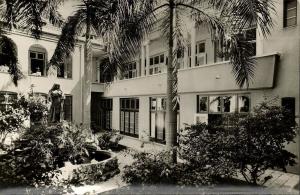 curacao, WILLEMSTAD, Sint Elisabeth Hospital, Kloosterbinnenhof (1950s) RPPC