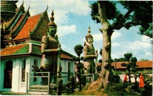 CPM AK THAILAND Dhonburi, Thailand: The statue of twin giant stands (345145)