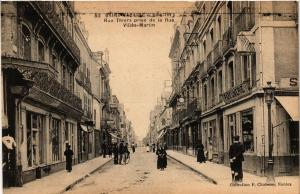 CPA St-NAZAIRE Rue Thiers prise de la Rue Villes-MARTIN (610691)