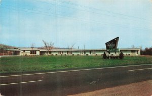 Catalina Motor Court Motel Bristol VA Photochrome Postcard 1950s