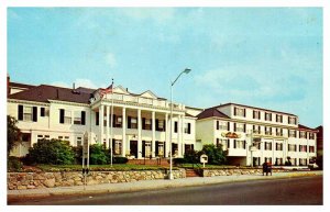 Postcard HOTEL SCENE Wellesley Massachusetts MA AS3665