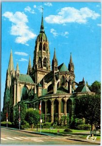 M-53755 The apse of Notre-Dame Cathedral Bayeux France