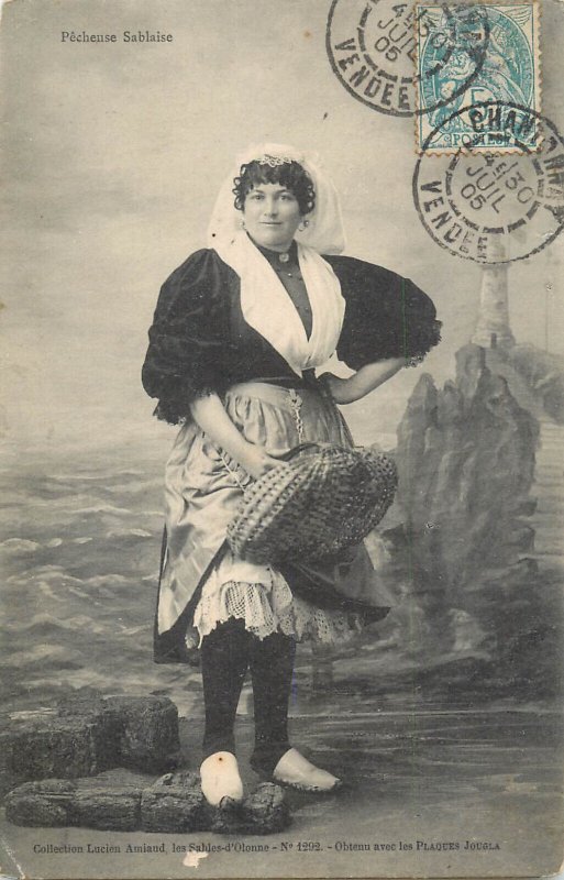 French fisher woman folk type 1905 France Pecheuse Sablaise postcard