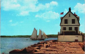 Breakwater Light Rockland Maine Chrome Postcard C089