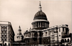 VINTAGE POSTCARD CENTRAL LONDON U.K. ST. PAUL's CATHEDRAL REAL PHOTO RPPC