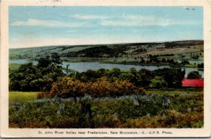 Postcard NB Saint John River Valley near Fredericton 1940 K28