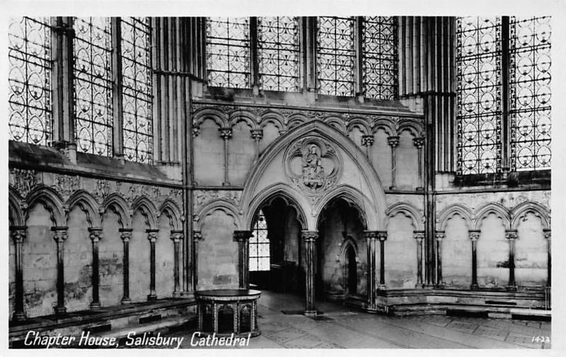 Salisbury Cathedral Chapter House Interior Hippostcard