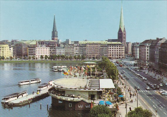 Germany Hamburg Jungfernstieg und Alsterpavillon