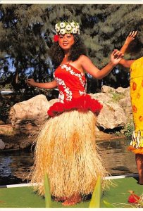 Beautiful Dancer, Waikiki Beach, Hawaii  