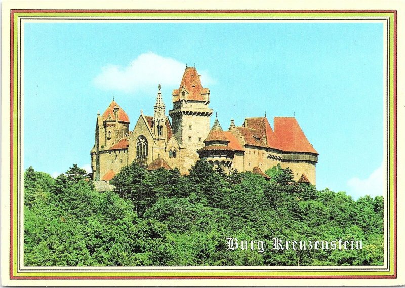 VINTAGE CONTINENTAL SIZE POSTCARD BURG KREUZENSTEIN LOEBENDORF GERMANY