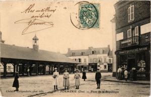 CPA FORMERIE - Place de la Republique (259812)