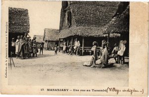 PC MANANJARY UNE RUE AU TANAMBE ETHNIC TYPES MAGADASCAR (a30086)